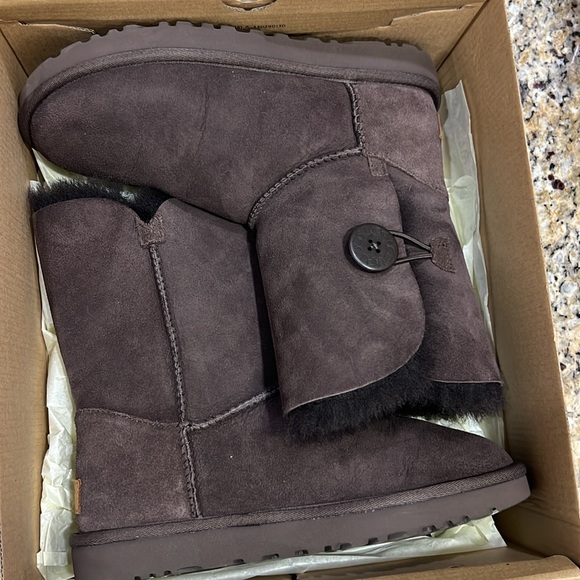 Women Ugg Bailey boots - Picture 4 of 5